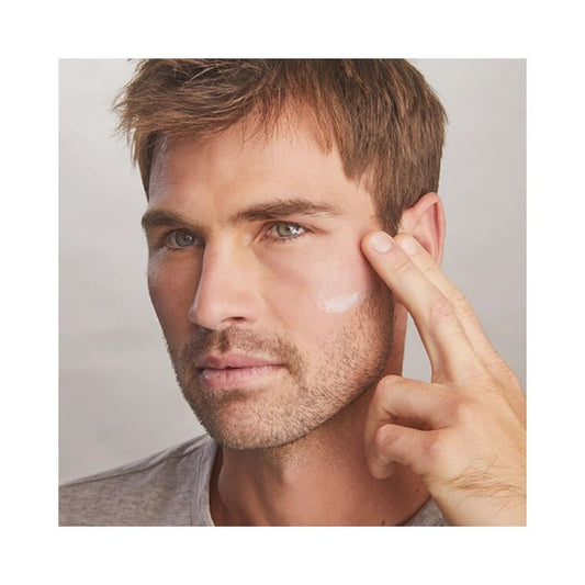 Colorescience No-Show Mineral Sunscreen SPF 50 invisible finish on skin